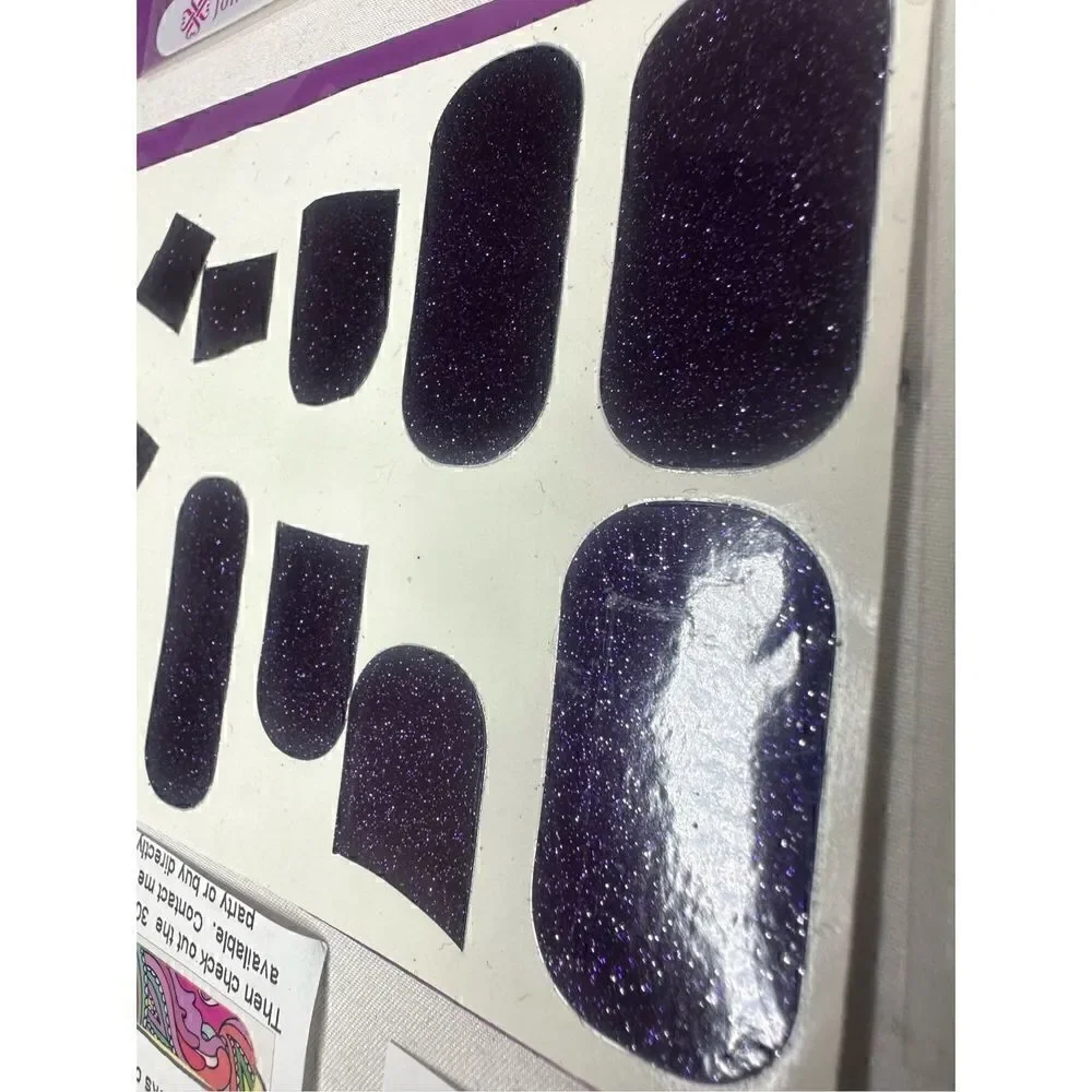 Jamberry Nail Dryer PLUS Jamberry Nail Wraps!